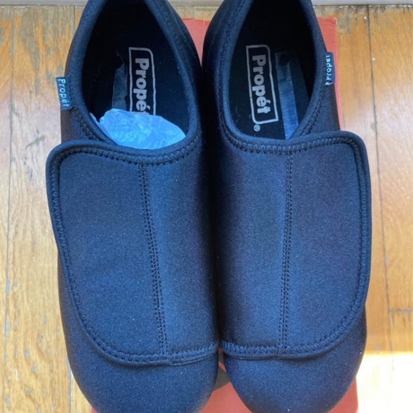 Propet Cush N Foot 3E Black Slippers - Picture 4 of 7